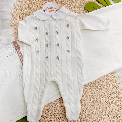  Saída de Maternidade - Ivone Florida Salopete - Off White e Rose